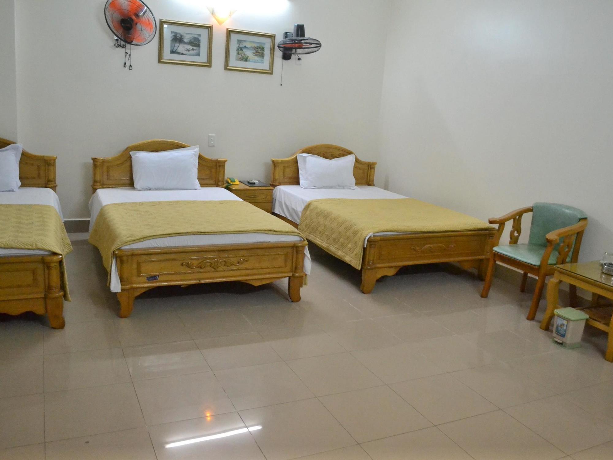 Hoang Ngoc Hotel Dong Khe Sau Eksteriør bilde