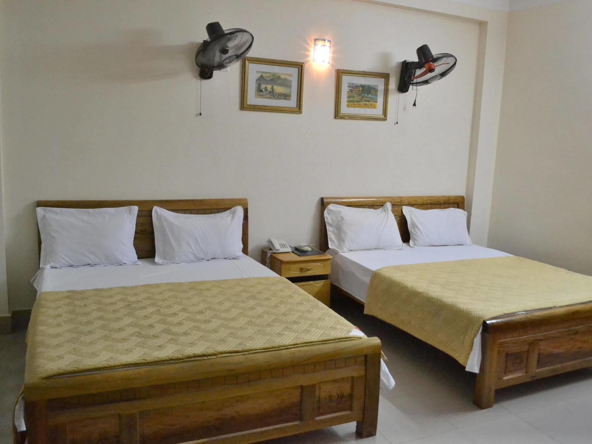 Hoang Ngoc Hotel Dong Khe Sau Eksteriør bilde