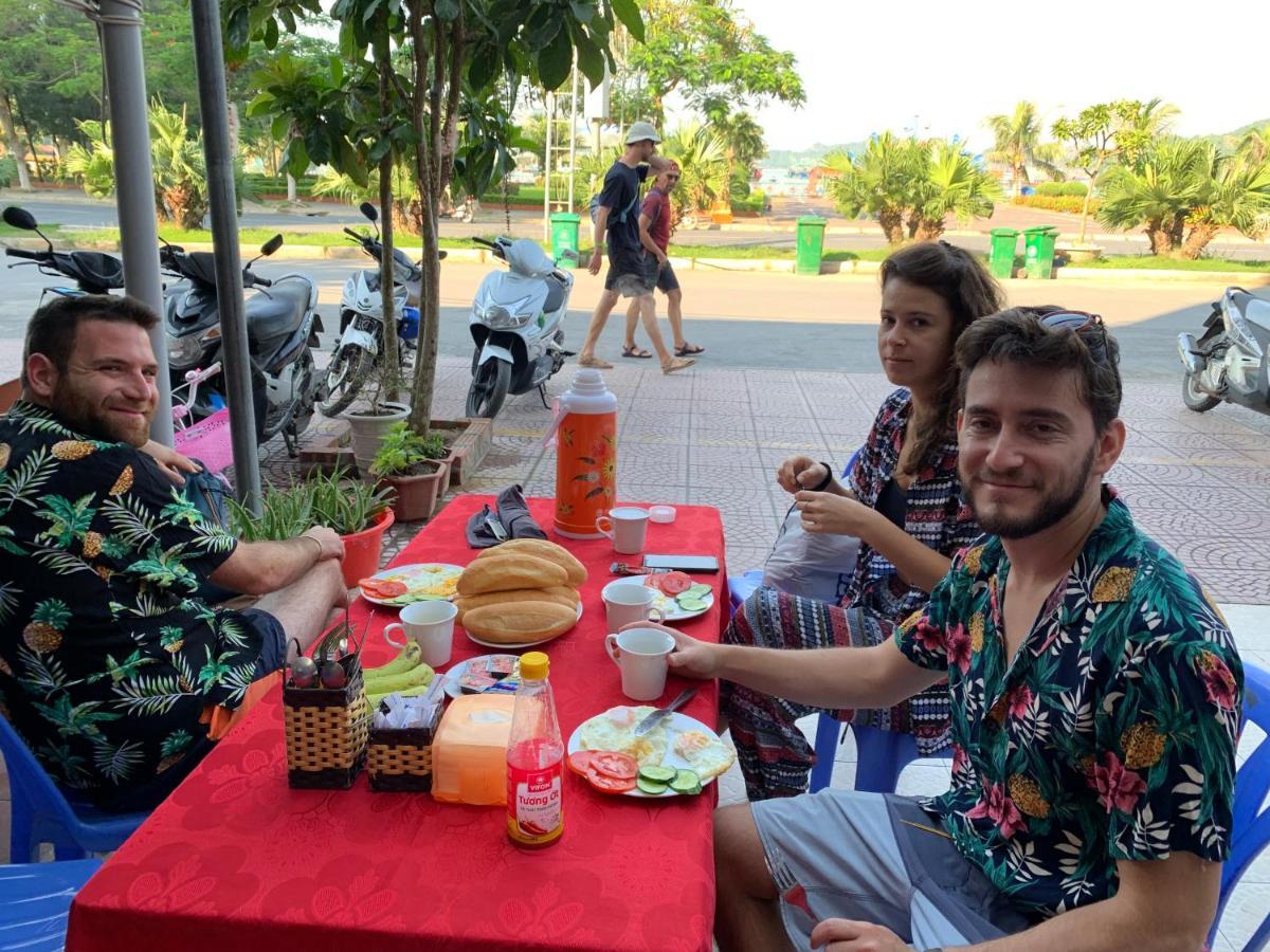 Hoang Ngoc Hotel Dong Khe Sau Eksteriør bilde