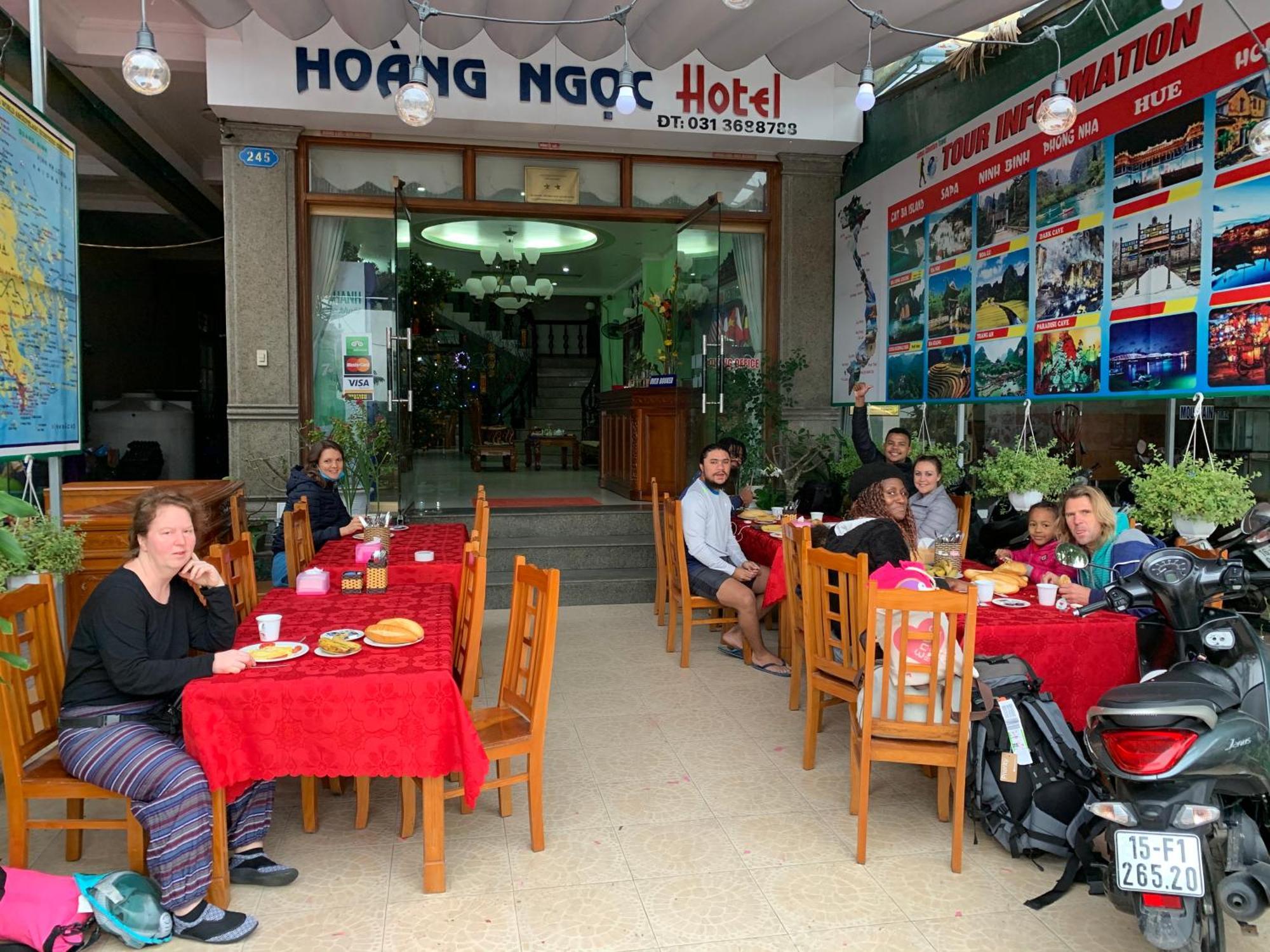 Hoang Ngoc Hotel Dong Khe Sau Eksteriør bilde